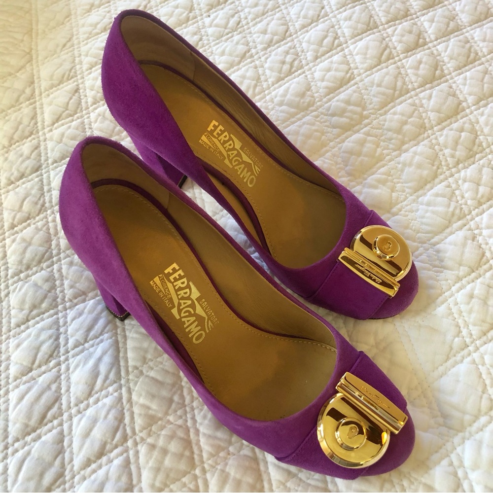 Salvatore Ferragamo Purple Heels with Gold Accents EUC - Picture 7 of 16